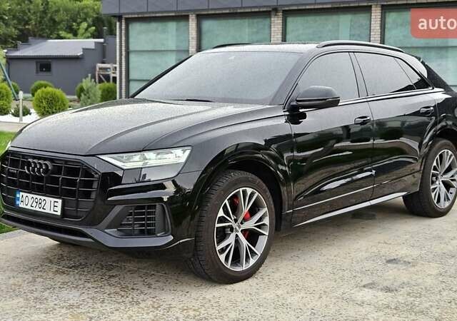 Черный Ауди Q8, объемом двигателя 3 л и пробегом 51 тыс. км за 49999 $, фото 3 на Automoto.ua