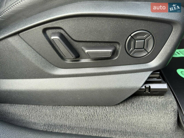 Чорний Ауді Q8, об'ємом двигуна 3 л та пробігом 137 тис. км за 57700 $, фото 47 на Automoto.ua