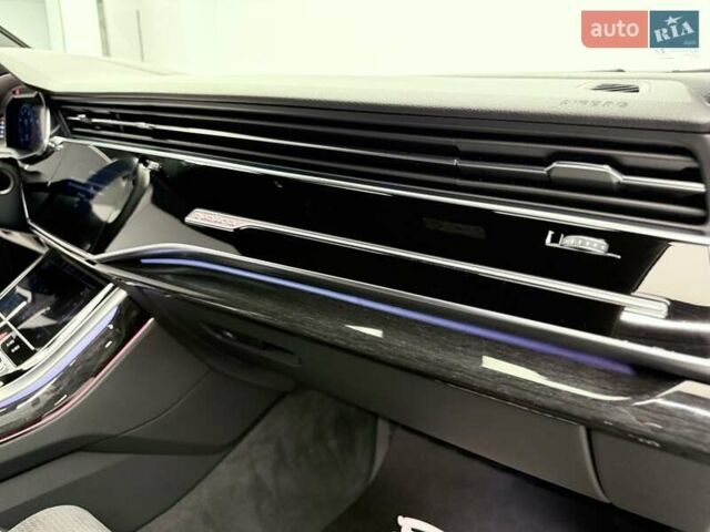 Ауді Q8 2019 у Києві на Automoto.ua Чорний Ауді Q8, об'ємом двигуна 3 л та пробігом 71 тис. км за 62500 $, фото 58 на Automoto.ua