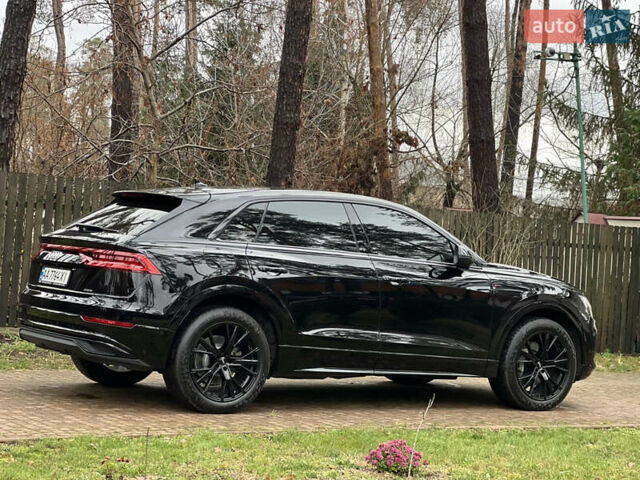 Черный Ауди Q8, объемом двигателя 3 л и пробегом 92 тыс. км за 63900 $, фото 2 на Automoto.ua