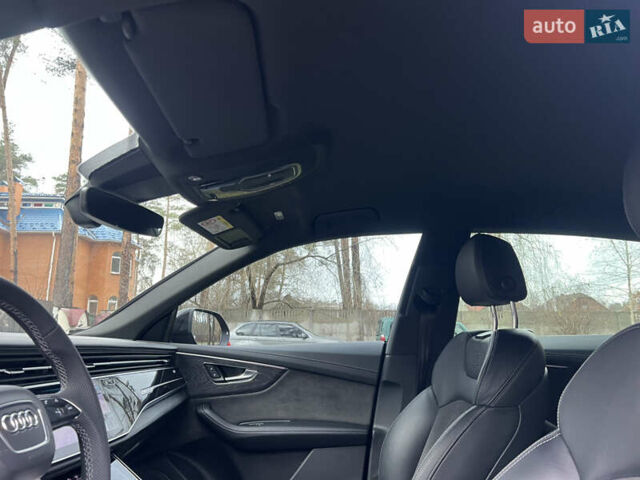Черный Ауди Q8, объемом двигателя 3 л и пробегом 92 тыс. км за 63900 $, фото 68 на Automoto.ua