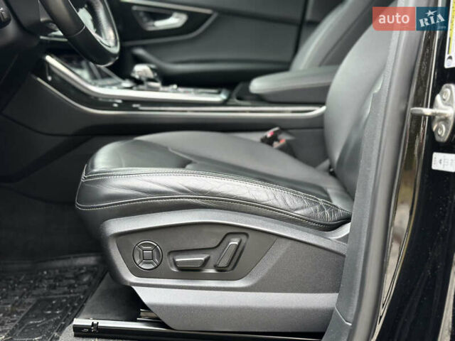 Чорний Ауді Q8, об'ємом двигуна 3 л та пробігом 115 тис. км за 43700 $, фото 19 на Automoto.ua