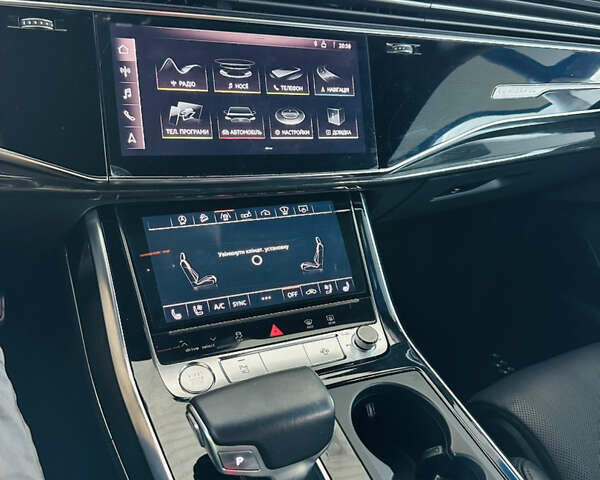 Черный Ауди Q8, объемом двигателя 3 л и пробегом 142 тыс. км за 49900 $, фото 36 на Automoto.ua