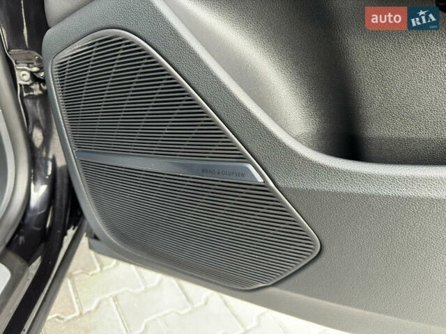 Чорний Ауді Q8, об'ємом двигуна 3 л та пробігом 137 тис. км за 57700 $, фото 53 на Automoto.ua