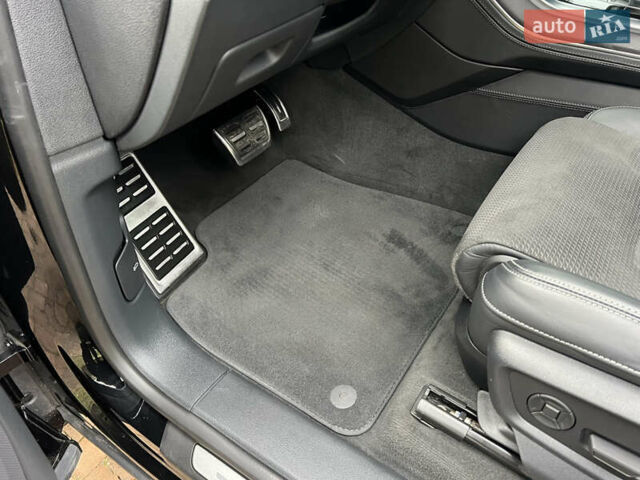 Черный Ауди Q8, объемом двигателя 3 л и пробегом 92 тыс. км за 63900 $, фото 65 на Automoto.ua