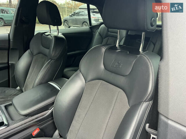 Черный Ауди Q8, объемом двигателя 3 л и пробегом 92 тыс. км за 63900 $, фото 67 на Automoto.ua