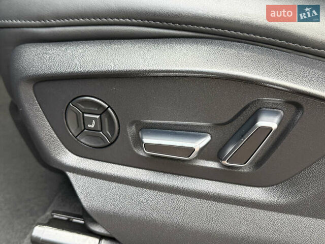 Ауді Q8 2019 у Рівному на Automoto.ua Чорний Ауді Q8, об'ємом двигуна 2.97 л та пробігом 179 тис. км за 53900 $, фото 104 на Automoto.ua