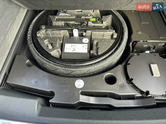 Чорний Ауді Q8, об'ємом двигуна 3 л та пробігом 137 тис. км за 57700 $, фото 57 на Automoto.ua