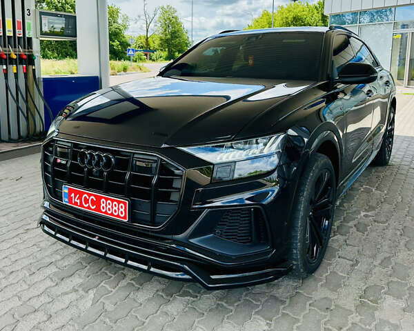Черный Ауди Q8, объемом двигателя 3 л и пробегом 142 тыс. км за 49900 $, фото 1 на Automoto.ua