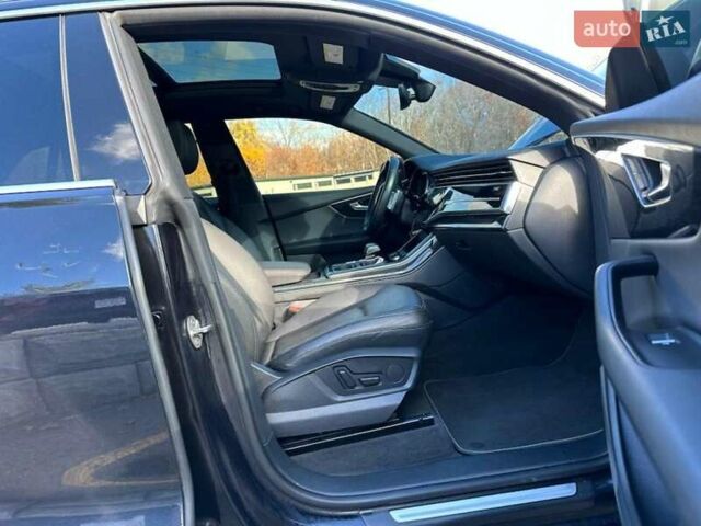 Чорний Ауді Q8, об'ємом двигуна 3 л та пробігом 104 тис. км за 19400 $, фото 8 на Automoto.ua