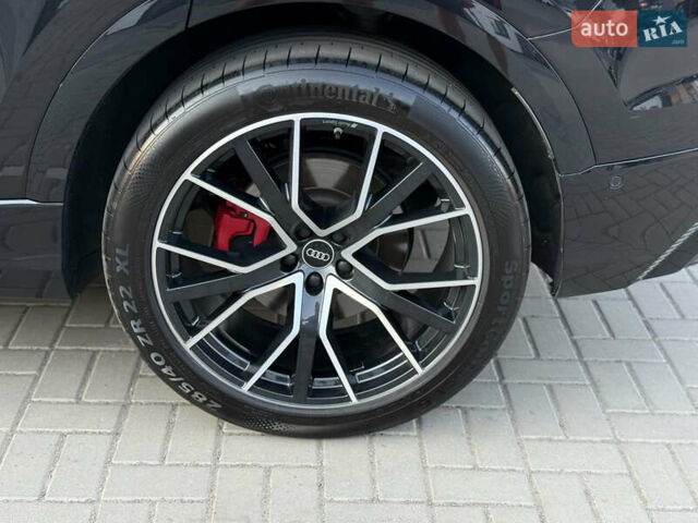 Черный Ауди Q8, объемом двигателя 3 л и пробегом 130 тыс. км за 62000 $, фото 7 на Automoto.ua