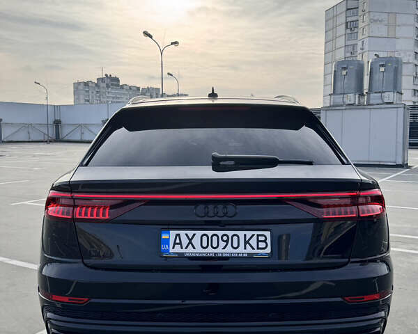 Чорний Ауді Q8, об'ємом двигуна 3 л та пробігом 69 тис. км за 53999 $, фото 6 на Automoto.ua