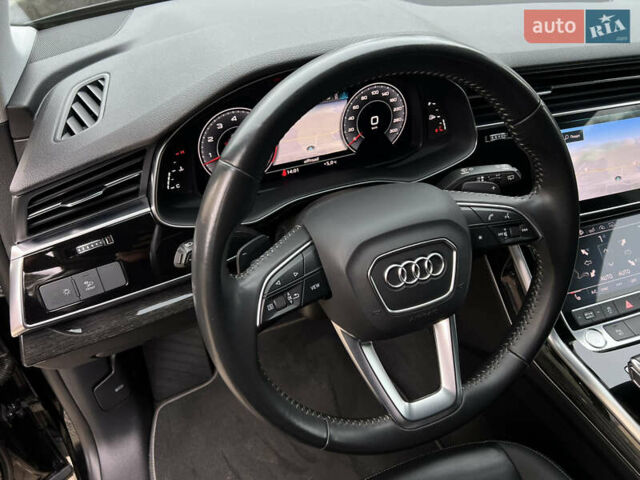Черный Ауди Q8, объемом двигателя 3 л и пробегом 53 тыс. км за 48500 $, фото 27 на Automoto.ua