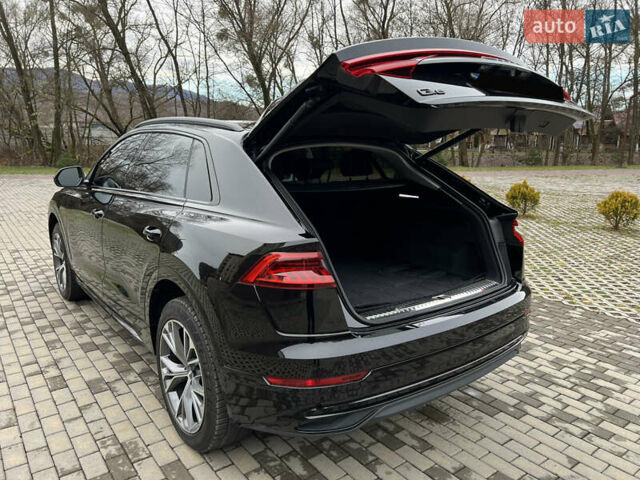 Черный Ауди Q8, объемом двигателя 3 л и пробегом 53 тыс. км за 48500 $, фото 44 на Automoto.ua