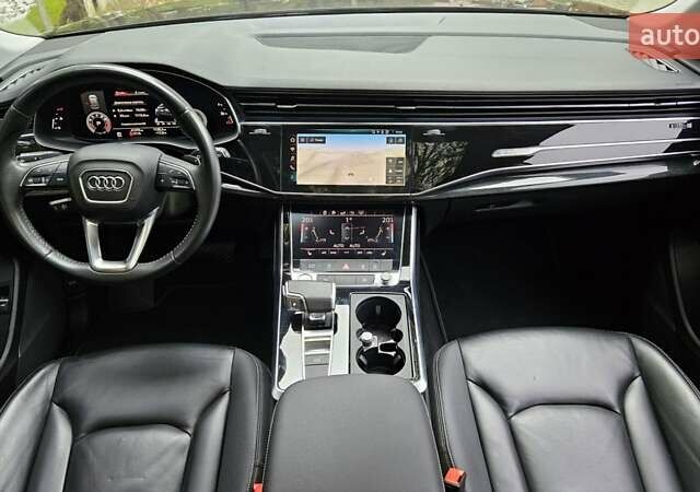 Черный Ауди Q8, объемом двигателя 3 л и пробегом 51 тыс. км за 49999 $, фото 14 на Automoto.ua