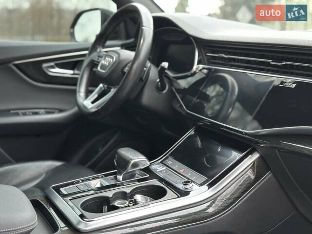 Чорний Ауді Q8, об'ємом двигуна 3 л та пробігом 115 тис. км за 43700 $, фото 36 на Automoto.ua