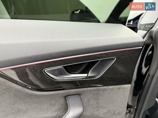 Ауді Q8 2019 у Києві на Automoto.ua Чорний Ауді Q8, об'ємом двигуна 3 л та пробігом 71 тис. км за 62500 $, фото 34 на Automoto.ua