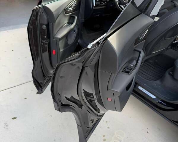 Черный Ауди Q8, объемом двигателя 3 л и пробегом 159 тыс. км за 50000 $, фото 14 на Automoto.ua