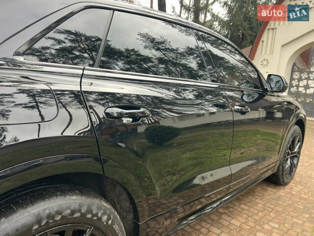 Черный Ауди Q8, объемом двигателя 3 л и пробегом 92 тыс. км за 63900 $, фото 151 на Automoto.ua