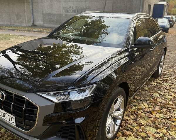 Ауди Q8 2019 в Днепре (Днепропетровске) на Automoto.ua Черный Ауди Q8, объемом двигателя 3 л и пробегом 144 тыс. км за 53000 $, фото 2 на Automoto.ua