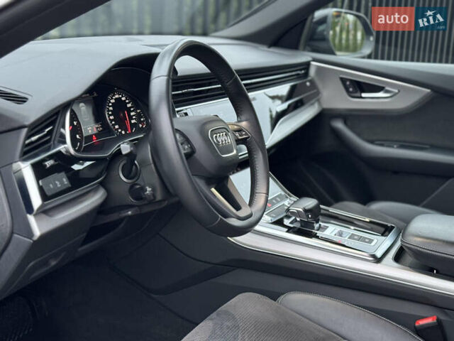 Чорний Ауді Q8, об'ємом двигуна 2.97 л та пробігом 88 тис. км за 52500 $, фото 28 на Automoto.ua