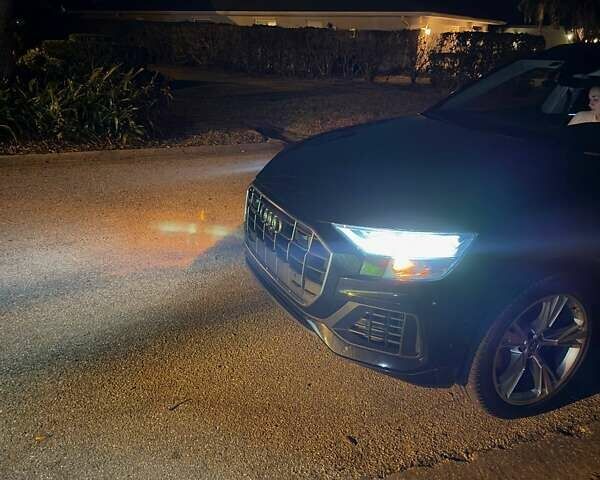 Черный Ауди Q8, объемом двигателя 3 л и пробегом 159 тыс. км за 50000 $, фото 4 на Automoto.ua