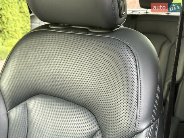 Ауді Q8 2019 у Рівному на Automoto.ua Чорний Ауді Q8, об'ємом двигуна 2.97 л та пробігом 179 тис. км за 53900 $, фото 101 на Automoto.ua