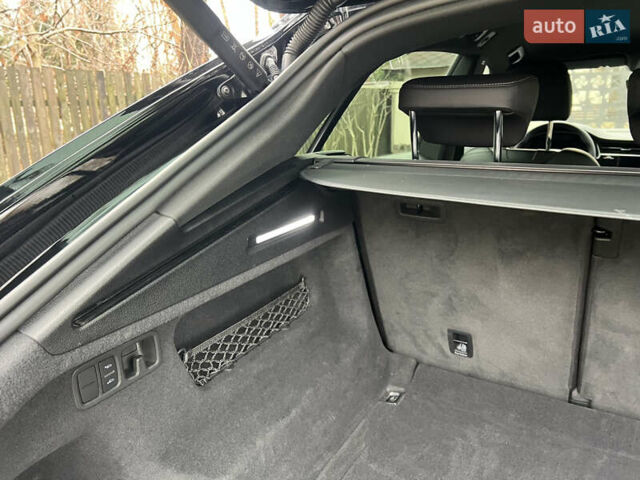 Черный Ауди Q8, объемом двигателя 3 л и пробегом 92 тыс. км за 63900 $, фото 47 на Automoto.ua
