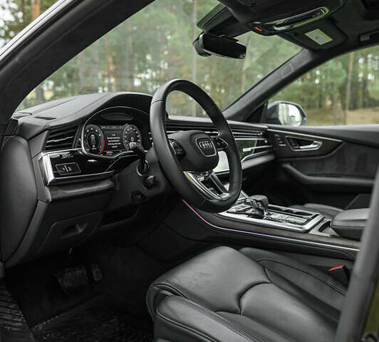 Черный Ауди Q8, объемом двигателя 3 л и пробегом 126 тыс. км за 49900 $, фото 56 на Automoto.ua