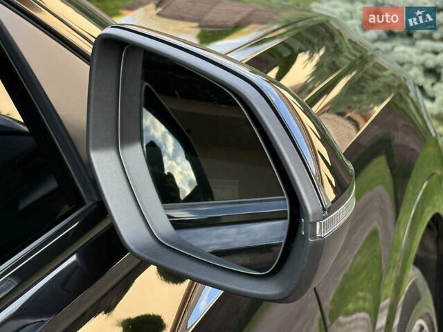 Ауді Q8 2019 у Рівному на Automoto.ua Чорний Ауді Q8, об'ємом двигуна 2.97 л та пробігом 179 тис. км за 53900 $, фото 37 на Automoto.ua