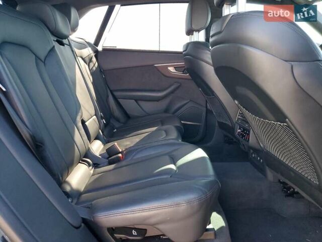 Черный Ауди Q8, объемом двигателя 3 л и пробегом 140 тыс. км за 22000 $, фото 10 на Automoto.ua