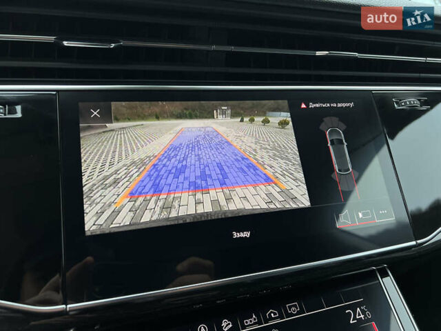Черный Ауди Q8, объемом двигателя 3 л и пробегом 53 тыс. км за 48500 $, фото 33 на Automoto.ua
