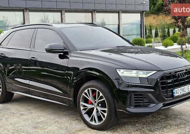 Черный Ауди Q8, объемом двигателя 3 л и пробегом 51 тыс. км за 49999 $, фото 4 на Automoto.ua