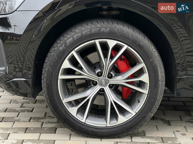 Черный Ауди Q8, объемом двигателя 3 л и пробегом 53 тыс. км за 48500 $, фото 16 на Automoto.ua