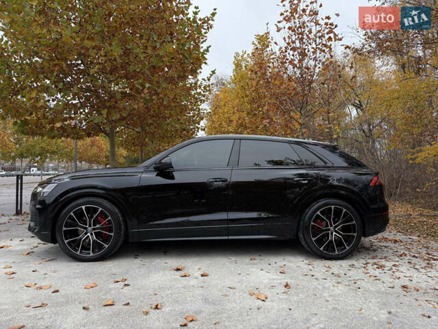 Черный Ауди Q8, объемом двигателя 2.97 л и пробегом 110 тыс. км за 56000 $, фото 3 на Automoto.ua