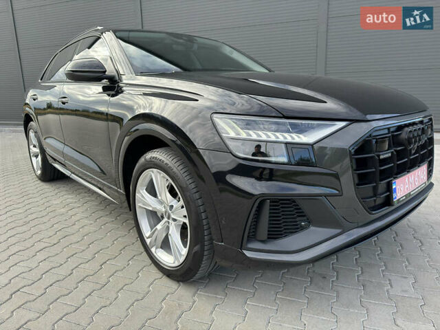 Чорний Ауді Q8, об'ємом двигуна 3 л та пробігом 137 тис. км за 57700 $, фото 6 на Automoto.ua