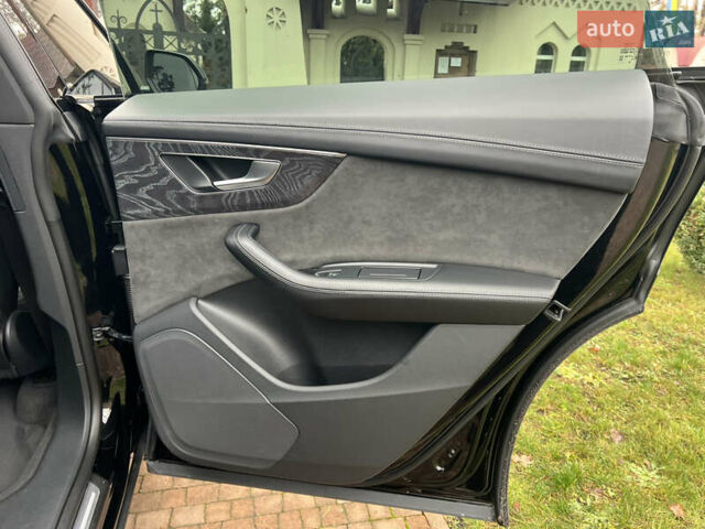 Черный Ауди Q8, объемом двигателя 3 л и пробегом 92 тыс. км за 63900 $, фото 115 на Automoto.ua