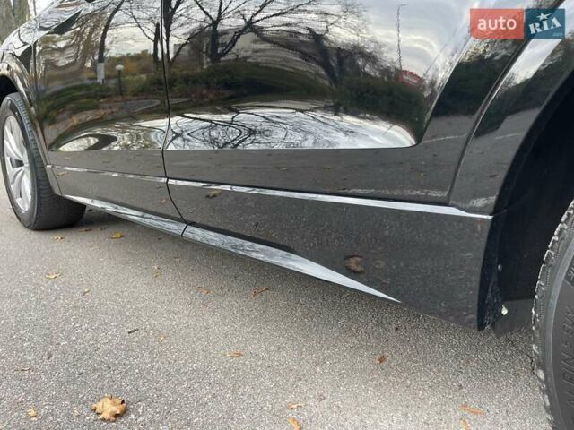 Ауди Q8 2020 в Киеве на Automoto.ua Черный Ауди Q8, объемом двигателя 2.97 л и пробегом 124 тыс. км за 54700 $, фото 21 на Automoto.ua