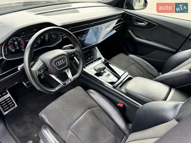 Черный Ауди Q8, объемом двигателя 2.97 л и пробегом 132 тыс. км за 57000 $, фото 8 на Automoto.ua