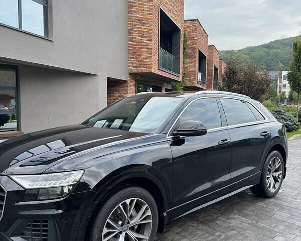 Черный Ауди Q8, объемом двигателя 3 л и пробегом 62 тыс. км за 72000 $, фото 7 на Automoto.ua