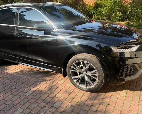 Черный Ауди Q8, объемом двигателя 3 л и пробегом 62 тыс. км за 72000 $, фото 5 на Automoto.ua