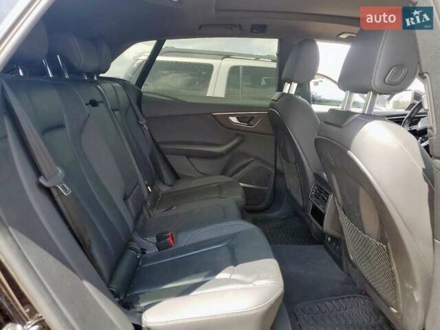 Чорний Ауді Q8, об'ємом двигуна 3 л та пробігом 79 тис. км за 29000 $, фото 10 на Automoto.ua