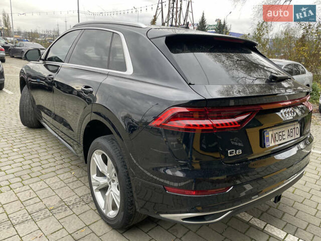 Черный Ауди Q8, объемом двигателя 3 л и пробегом 75 тыс. км за 57000 $, фото 3 на Automoto.ua
