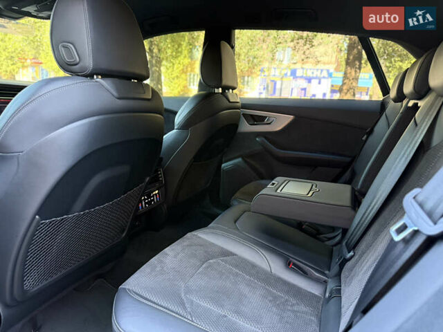 Черный Ауди Q8, объемом двигателя 2.97 л и пробегом 77 тыс. км за 67900 $, фото 34 на Automoto.ua
