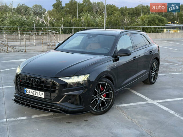 Черный Ауди Q8, объемом двигателя 3 л и пробегом 74 тыс. км за 65500 $, фото 1 на Automoto.ua