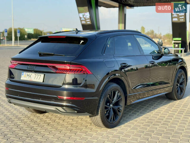 Черный Ауди Q8, объемом двигателя 3 л и пробегом 140 тыс. км за 63000 $, фото 8 на Automoto.ua