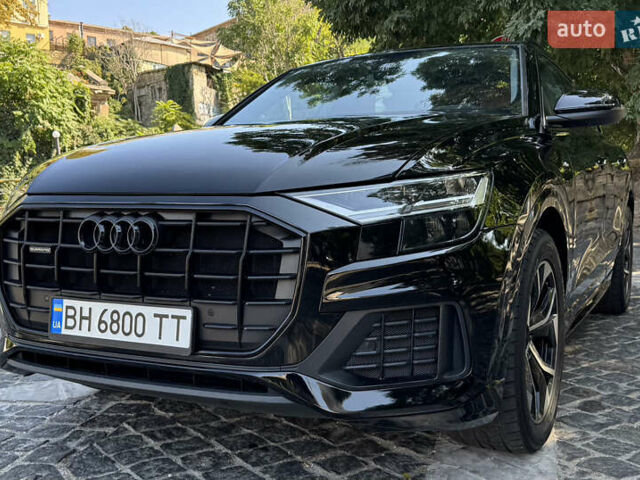 Черный Ауди Q8, объемом двигателя 3 л и пробегом 83 тыс. км за 55900 $, фото 8 на Automoto.ua