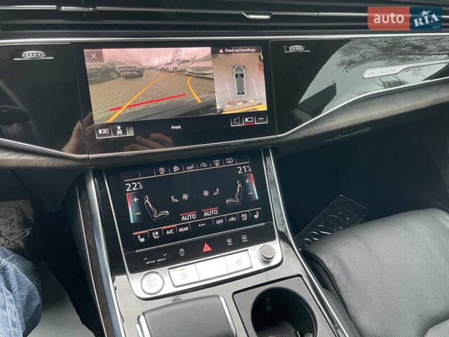 Черный Ауди Q8, объемом двигателя 3 л и пробегом 75 тыс. км за 57000 $, фото 13 на Automoto.ua