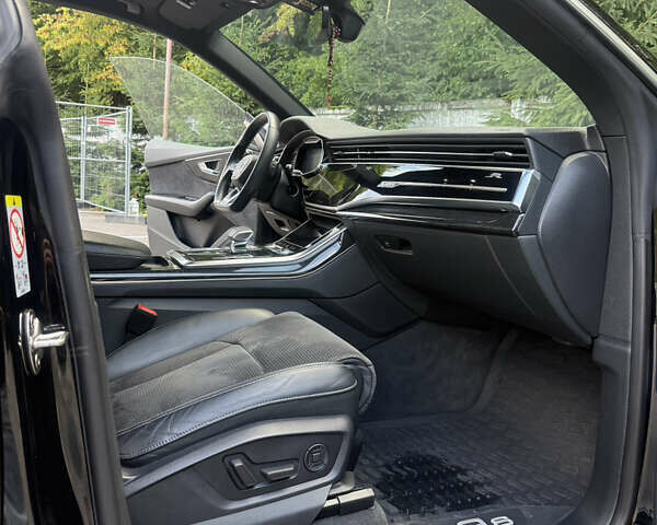 Чорний Ауді Q8, об'ємом двигуна 2.97 л та пробігом 104 тис. км за 75000 $, фото 19 на Automoto.ua