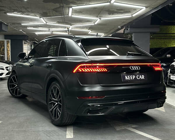 Чорний Ауді Q8, об'ємом двигуна 3 л та пробігом 35 тис. км за 65000 $, фото 1 на Automoto.ua